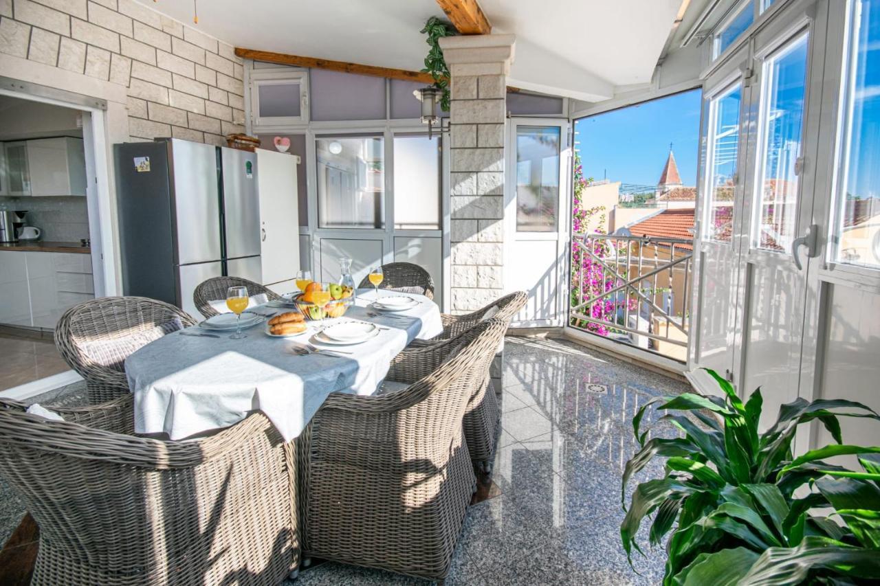 Holiday Home Nevera Makarska Luaran gambar